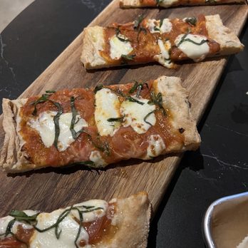 Pali Wine - Margherita flatbread - Wine Tasting Room Near Me - Anaheim, California Pali Wine - Margherita flatbread - Wine Tasting Room Near Me - Anaheim, California