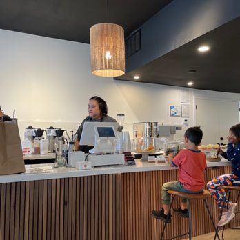 Varraco Coffee + Roasters - Coffee & Tea Near Me - Palm Desert, California Varraco Coffee + Roasters - Coffee & Tea Near Me - Palm Desert, California