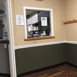 Michalka Wayne A DMD - Check in desk