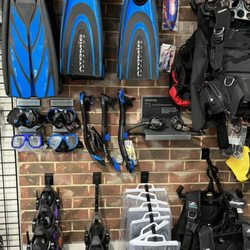Red Alert Diving - The showroom