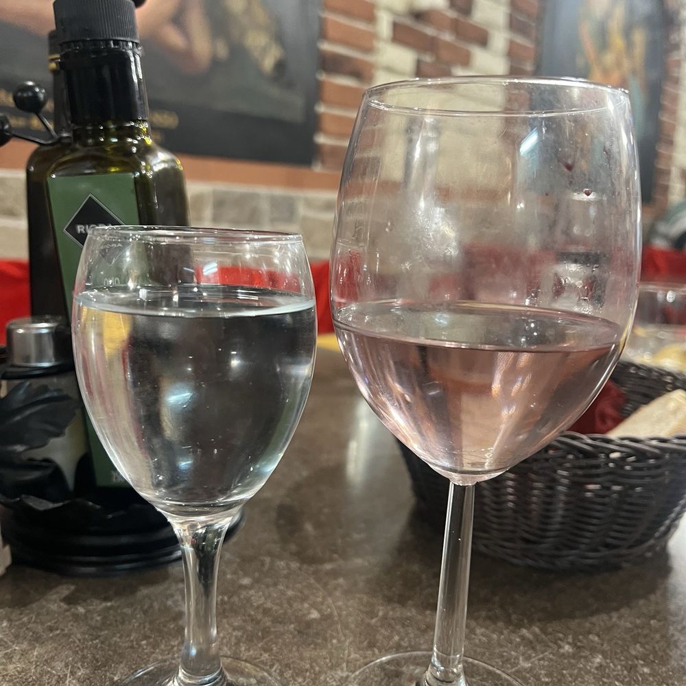 Trattoria da Giorgio - Had to pull a Bill Nye to teach the ignorant waitress basic science. - Tuscan Near Me - Florence, FI Trattoria da Giorgio - Had to pull a Bill Nye to teach the ignorant waitress basic science. - Tuscan Near Me - Florence, FI