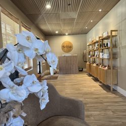 Chiyu Healing Spa - This is the lounge area where you sit to have your tea after you have finished the healing stations.