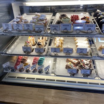 Le Paris Brest Cafe - Patisserie/Cake Shop Near Me - Henderson, Nevada