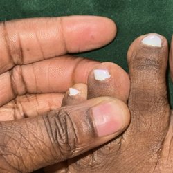 DK Nails & Spa