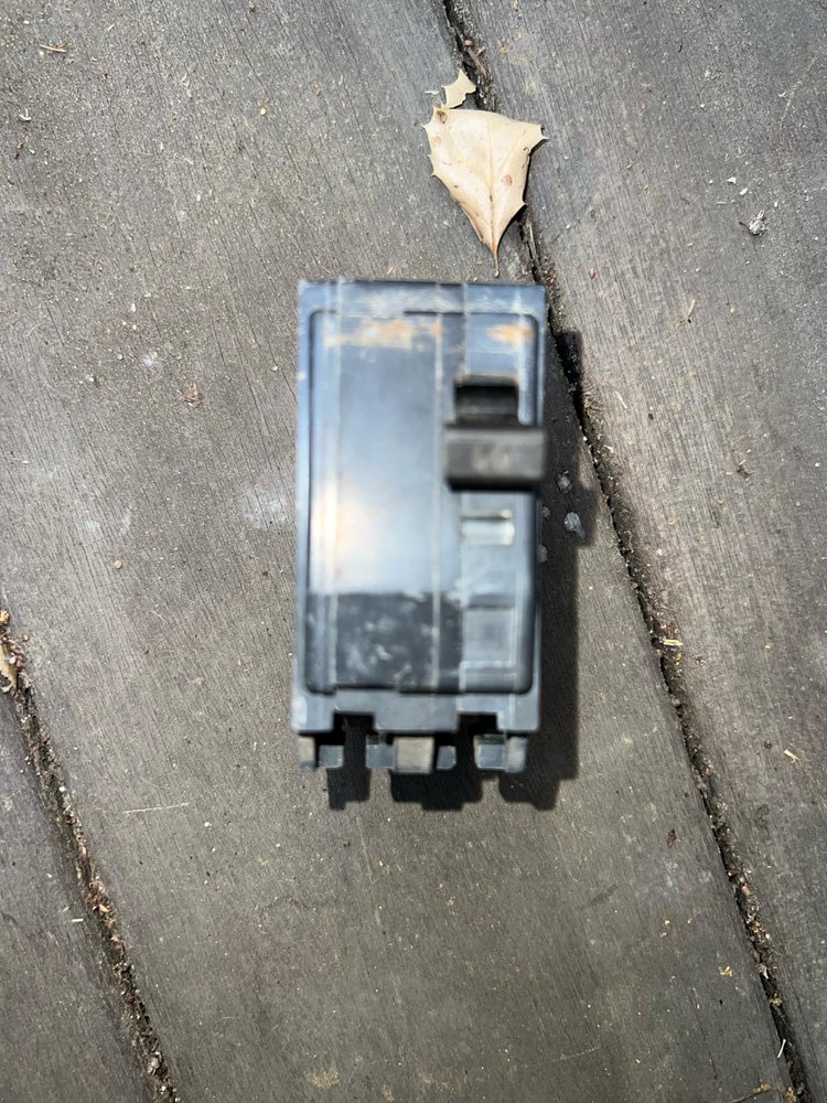 Slide of Betos Electric