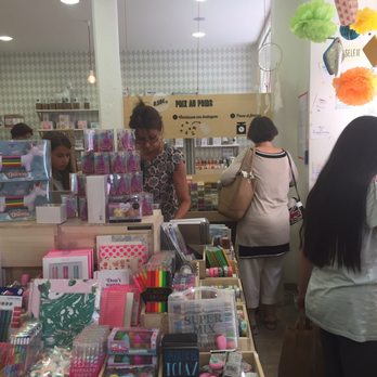 La Petite Epicerie - Knitting Supplies Near Me - Paris, 75 La Petite Epicerie - Knitting Supplies Near Me - Paris, 75