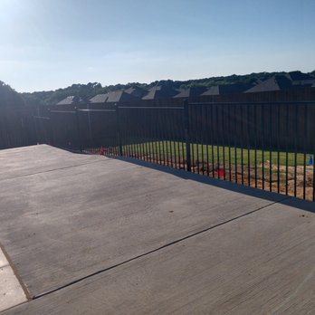 J&J Fencing Pros - Fences & Gates Near Me J&J Fencing Pros - Fences & Gates Near Me
