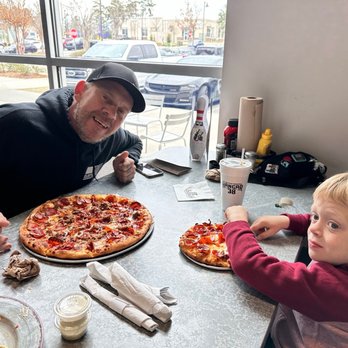 Hangar 38 - Pizza (And GF pizza!) - Bowling Near Me - Tallahassee, Florida
