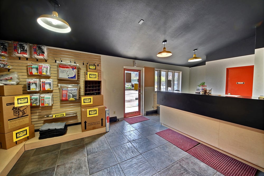 STORAGEMART Updated September 2024 15 Photos & 10 Reviews 115