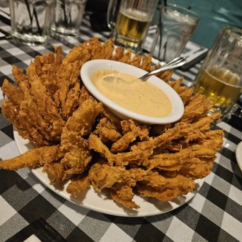 Linda's La Cantina - Blooming onion - Steakhouses Near Me - Orlando, Florida Linda's La Cantina - Blooming onion - Steakhouses Near Me - Orlando, Florida