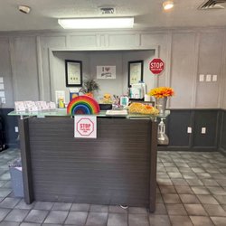 Mandy's Farm - Reception Desk