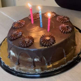 Vin-Chet Bakery - Chocolate Cake - Bakeries Near Me - Amherst, New York