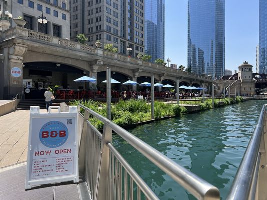 Brews & Bites Riverwalk by null