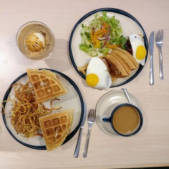 Platform Espresso Bar - Sunrise and platform waffles - Coffee & Tea Near Me - Markham, Ontario