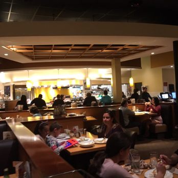 California Pizza Kitchen At Miracle Mile 232 Fotos E 246
