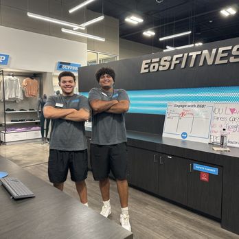 EōS Fitness - Floyd and Derrick at the desk in Cassleberry - Gyms Near Me - Casselberry, Florida EōS Fitness - Floyd and Derrick at the desk in Cassleberry - Gyms Near Me - Casselberry, Florida