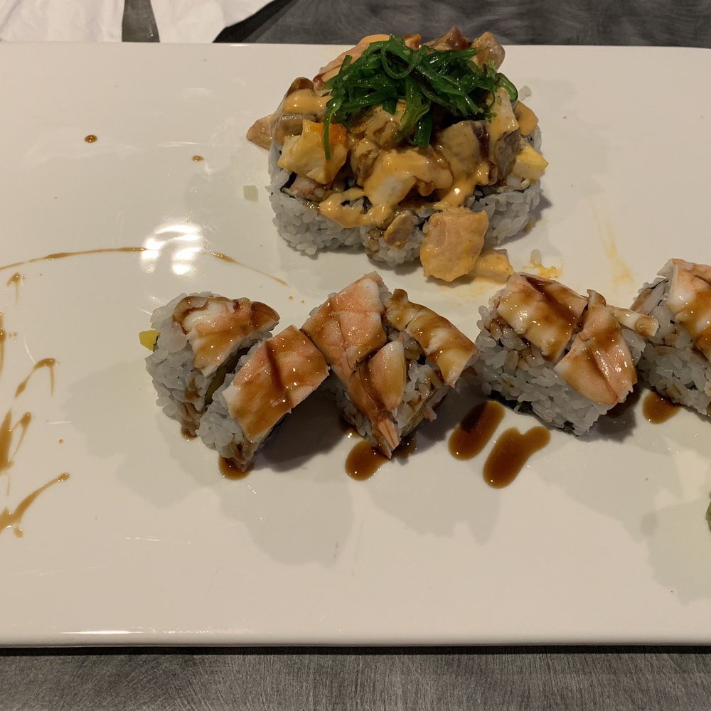 Hyde Out - Mermaid roll and Clearwater Beach roll - Sushi Bars Near Me - Akron, Ohio Hyde Out - Mermaid roll and Clearwater Beach roll - Sushi Bars Near Me - Akron, Ohio