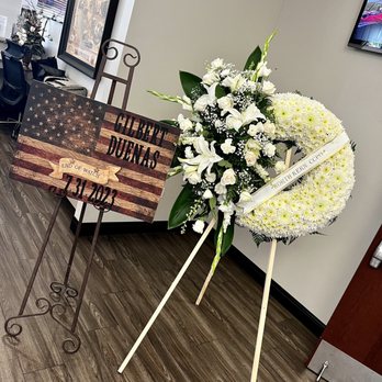 Greenlawn Funeral Home - Funeral Services & Cemeteries Near Me - Bakersfield, California Greenlawn Funeral Home - Funeral Services & Cemeteries Near Me - Bakersfield, California