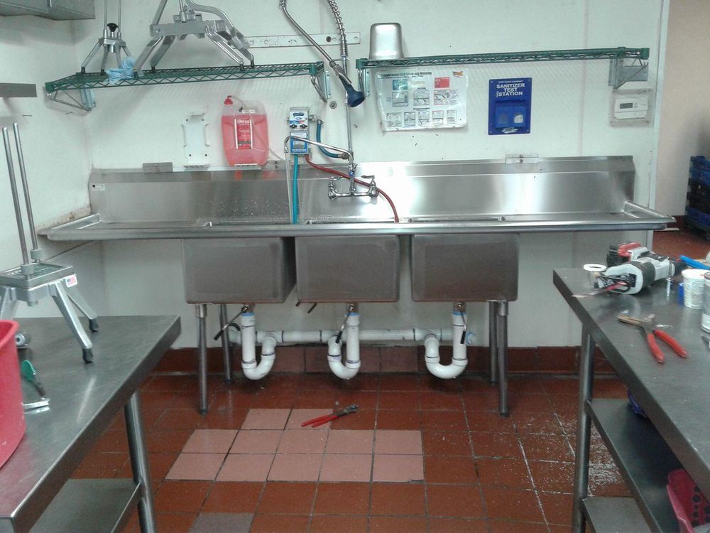 Slide of Five Star Plumbing