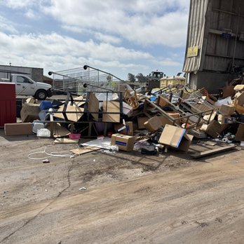 Junk Boys - 26ft worth of trash from a home in pacific grove - Junk Removal & Hauling Near Me - Castroville, California Junk Boys - 26ft worth of trash from a home in pacific grove - Junk Removal & Hauling Near Me - Castroville, California