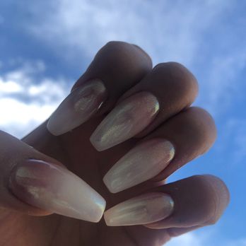 Ooh La La Nails - Pink & white ombré dip acrylic nails with chrome top coat - Nail Salons Near Me - Sheridan, Colorado