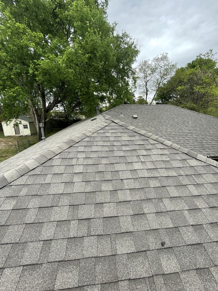 Slide of E&J Roofing & Siding