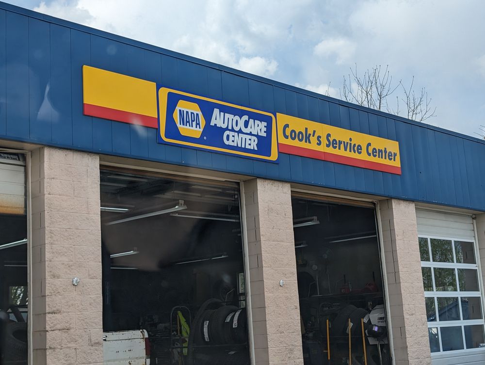 Cook's Country Store/Exxon Logo