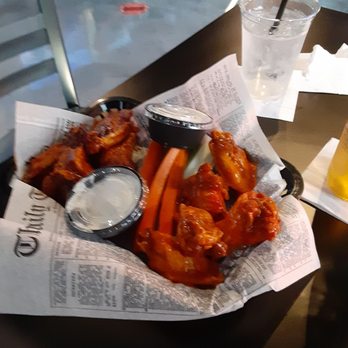 Union Bar & Grill - WINGS.. I got half buffalo and half chipotle... - Sports Bars Near Me - Tinley Park, Illinois