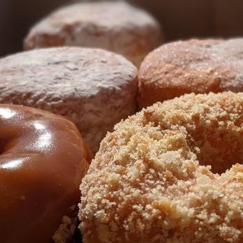 Dandee Donut Factory - Sorry this was supposed to be one half dozen but I was hungry before the picture. - Donuts Near Me - Margate, Florida