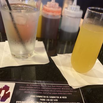 Mi Mosa - Peach Mimosa - Breakfast & Brunch Near Me - Farmington, Michigan
