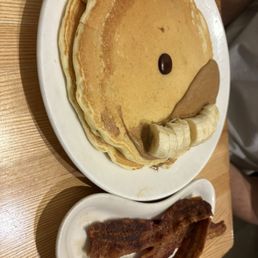 Nutty Cakes with side of extra crisy bacon Nutty Cakes with side of extra crisy bacon
