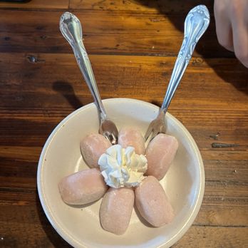 Ryu Izakaya - Strawberry mochi - Japanese Near Me - Arlington, Virginia Ryu Izakaya - Strawberry mochi - Japanese Near Me - Arlington, Virginia