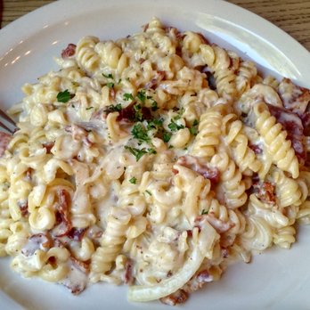 Dave's Italian Kitchen - Pizza Near Me - Evanston, Illinois