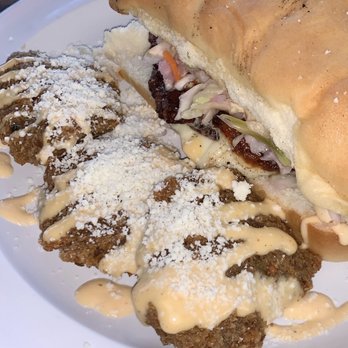 Nolanica - NolaNica burger - Latin American Near Me - Saint Rose, Louisiana