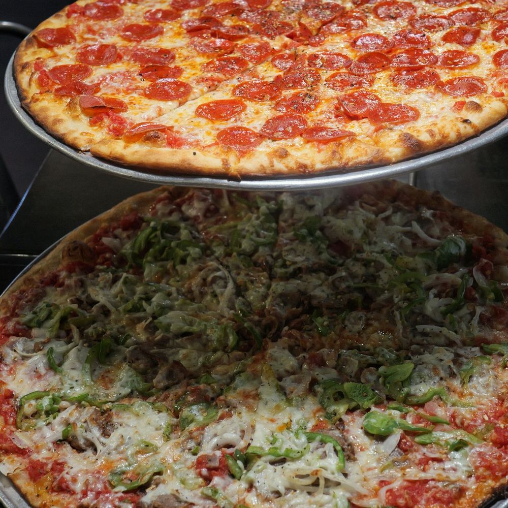 Upper Crust Pizzeria - Pizza Near Me - Boston, Massachusetts Upper Crust Pizzeria - Pizza Near Me - Boston, Massachusetts