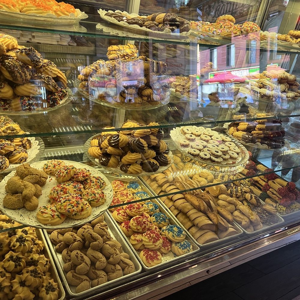 Cannoli King - Cookies - Desserts Near Me - New York, New York Cannoli King - Cookies - Desserts Near Me - New York, New York