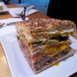 The Tapas Gastrobar - Hamburguesa de 1kg para 4/6 pax.