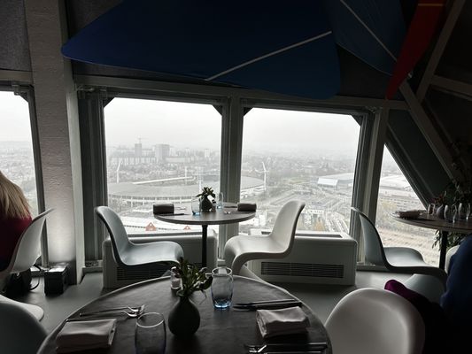 Atomium Restaurant by null