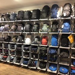 Jack Wolfskin - Unsere große Rucksackauswahl. Hier findest Du deinen neuen Daypack und Rucksack für den Alltag von 12 bis 34 Liter Volumen.