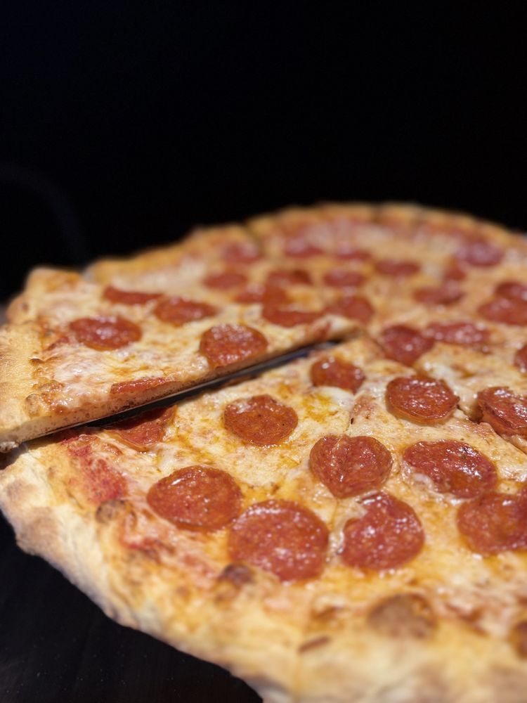 Boneyard Pizza Logo