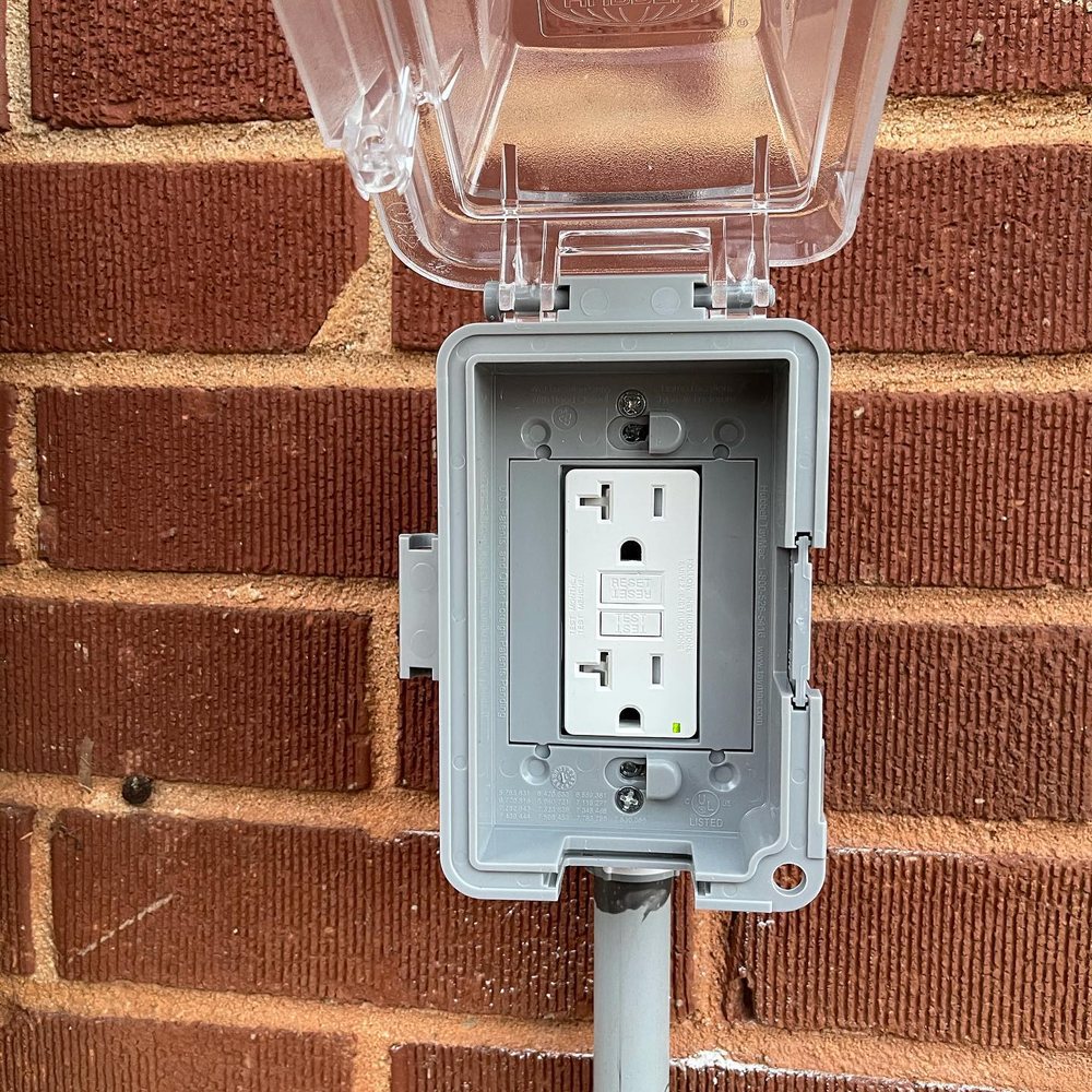 Slide of Los Feliz Certified Electrician
