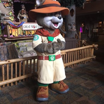 Great Wolf Lodge - Great characters friendly staff - Resorts Near Me - Williamsburg, Virginia Great Wolf Lodge - Great characters friendly staff - Resorts Near Me - Williamsburg, Virginia