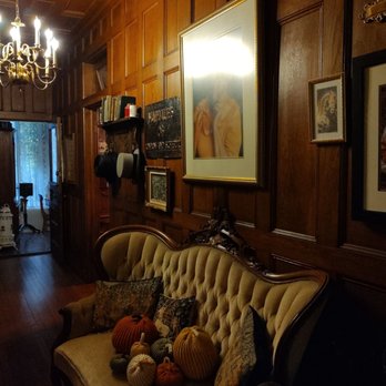 Mountain Laurel - Bed & Breakfast Near Me - Damascus, Virginia Mountain Laurel - Bed & Breakfast Near Me - Damascus, Virginia
