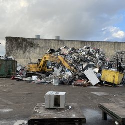 Nfl Recycling - Top dollar pay for scrap metal.