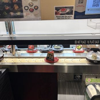 Kura Revolving Sushi Bar - Sushi Bars Near Me - Paramus, New Jersey