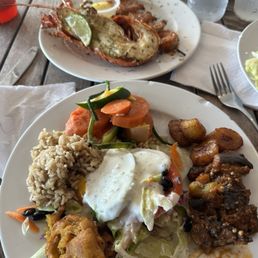 Half lobster and shrimp plus the side dishes buffet. Half lobster and shrimp plus the side dishes buffet.