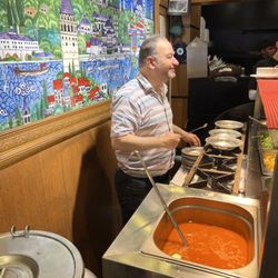 Lezzet-i Şark - Soup make to order....