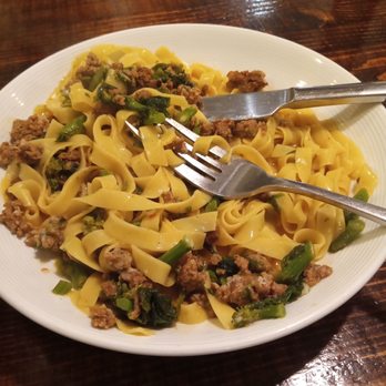 Field & Fire - Duck pepperdalle - New American Near Me - Greenville, Wisconsin