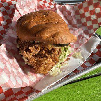 Sideshow Kitchen - Spicy chicken sandwich - Burgers Near Me - Oakland, California