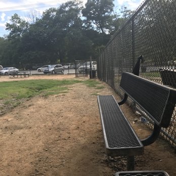 Sandy Springs Dog Park - It Has Parking For a Full House. - Dog Parks Near Me - Sandy Springs, Georgia Sandy Springs Dog Park - It Has Parking For a Full House. - Dog Parks Near Me - Sandy Springs, Georgia